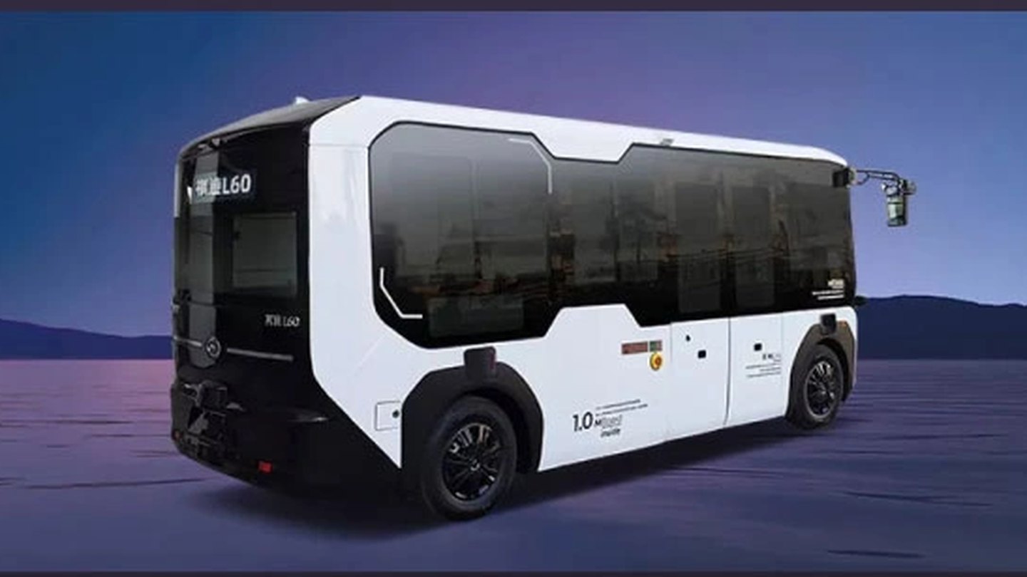 Miraco L60 in its autonomous configuration