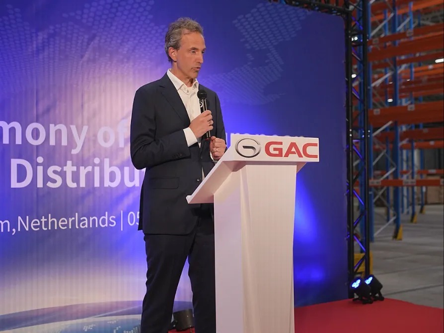 Niels Anton Michiel de Gruijter, Deputy General Manager of GAC Motor Europe, speaking at the inauguration